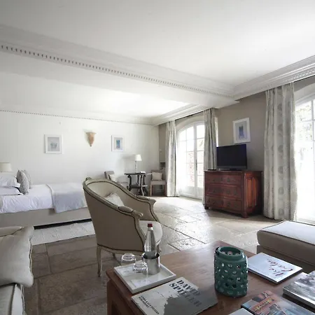& Restaurant Alain Llorca Hotel 4*